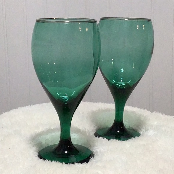 Other - Libby’s Emerald Green Long Stem Glasses Set of 2